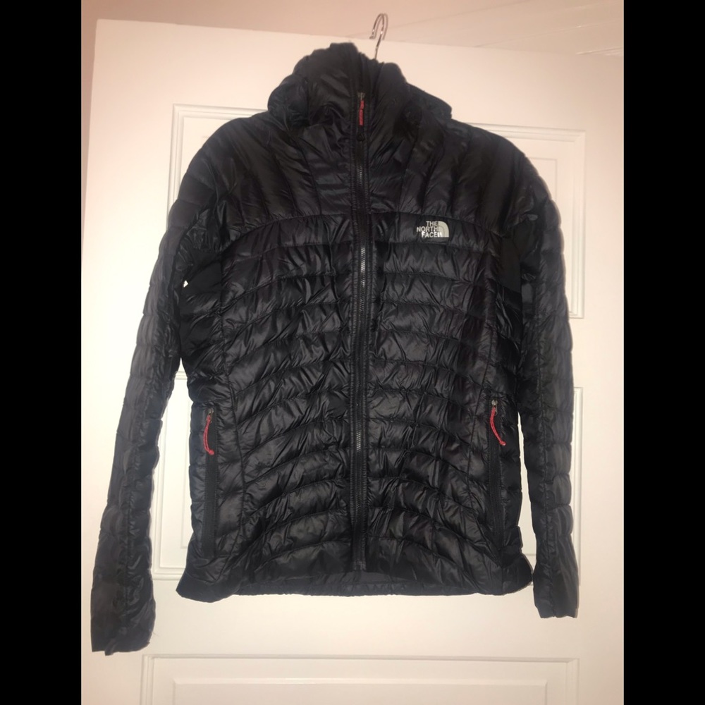 The Northface Woman’s 800 Series jacket